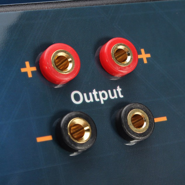 Блок питания GT Power 16A/240W 15В для зарядных устройств