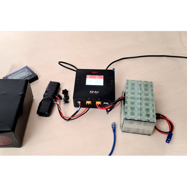 Зарядное устройство дуо универсальное ISDT K2 AIR 20A AC/DC 200W/500W с блоком питания